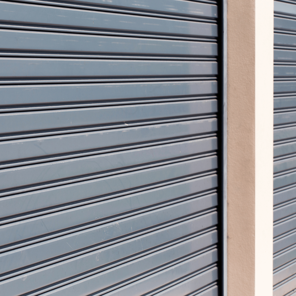 Insulated roller shutter